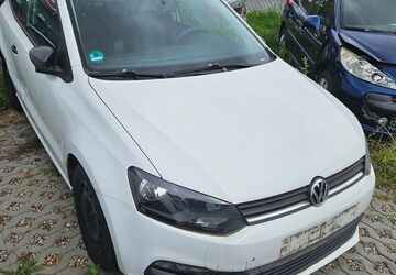 VW Polo 102.000 km 5.999 &euro; Berlin 12439
