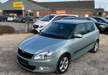 Skoda Fabia 90.000 km 7.990 &euro; Berlin 13127