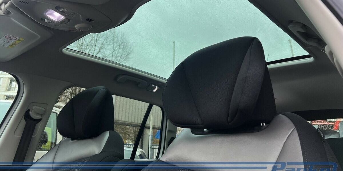 Citroen Grand C4 Space Tourer Shin*F+R-Cam*Car-P*Massage 124.980 km 8.990 &euro; Berlin 13187