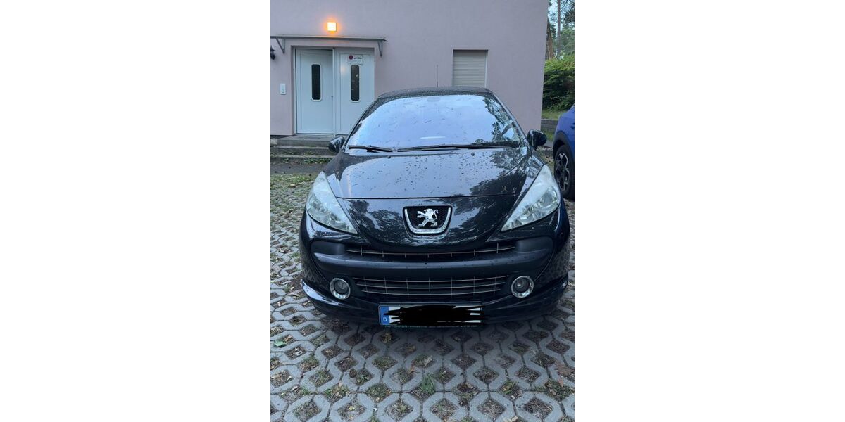 Peugeot 207 140.000 km 3.200 &euro; Potsdam 14478