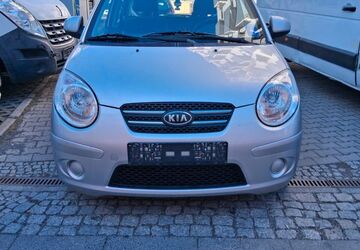 Kia Picanto 69.000 km 3.300 &euro; Berlin 12105