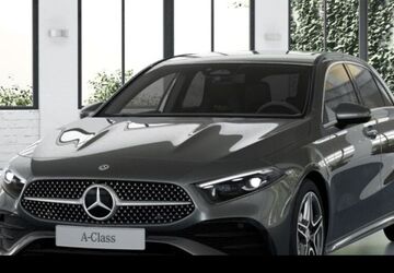 Mercedes-Benz A 200 9.900 km 33.890 &euro; Berlin 10587