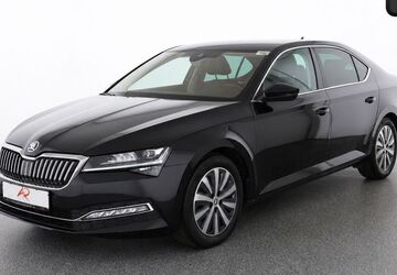 Skoda Superb 73.120 km 31.480 &euro; Berlin 12103