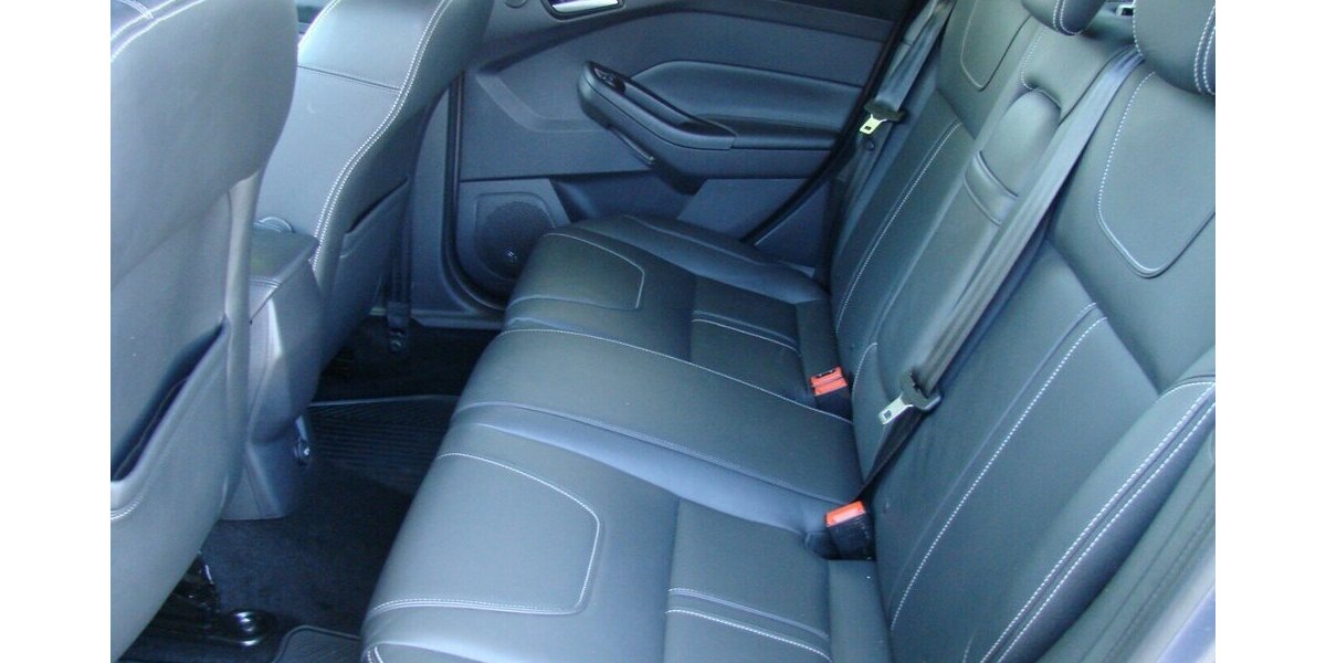 Ford Focus Turnier 1.0L EcoBoost Titanium Bi-Xenon Lede 140.121 km 3.980 &euro; Falkensee 14612