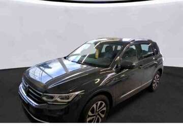 VW Tiguan 106.838 km 20.888 &euro; Berlin 10709