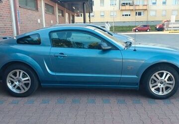 Ford Mustang 82.000 km 15.400 &euro; Bad Elster 08645