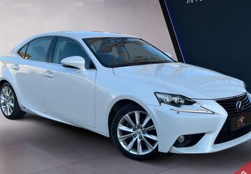 Lexus IS 300 180.000 km 18.999 &euro; Berlin 12439