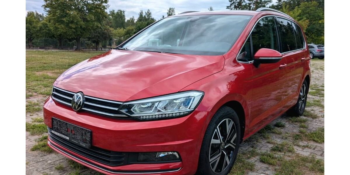 VW Touran 132.000 km 18.990 &euro; Berlin 14057