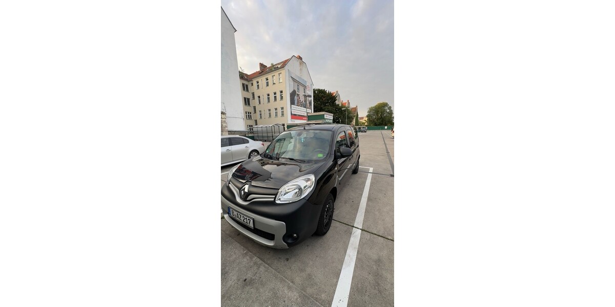 Renault Kangoo 205.322 km 10.200 &euro; Berlin 10178