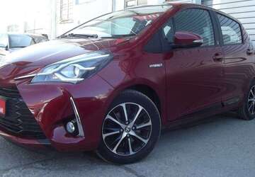 Toyota Yaris 43.100 km 15.499 &euro; Berlin 12277