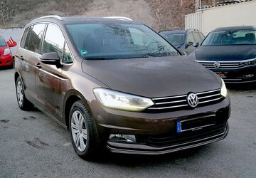 VW Touran 200.000 km 12.500 &euro; Berlin 12683