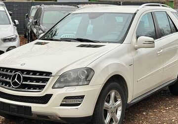 Mercedes-Benz ML 350 190.000 km 9.990 &euro; berlin 12057