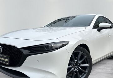 Mazda 3 19.667 km 26.990 &euro; Berlin 13599