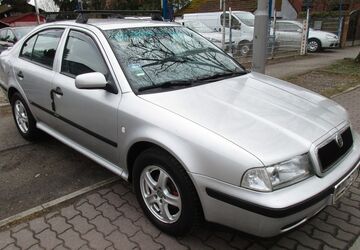 Skoda Octavia 189.000 km 750 &euro; Berlin 12357