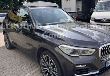 BMW X5 106.037 km 49.700 &euro; Berlin 12109