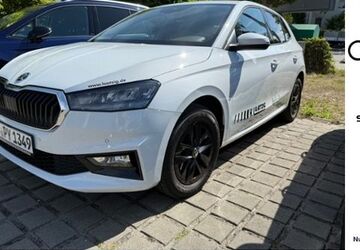 Skoda Fabia 9.500 km 22.990 &euro; Berlin 13435