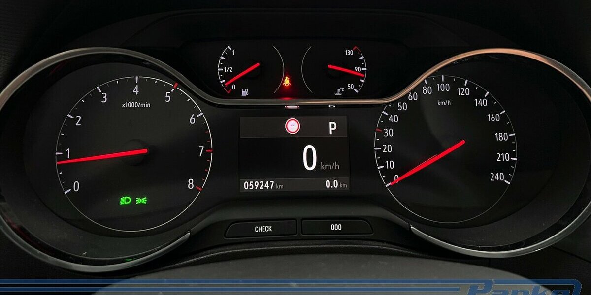 Opel Crossland Elegance*SR+WR*SHZ*R-Cam*Zahnr.Neu*AHK 59.247 km 14.990 &euro; Berlin 13187