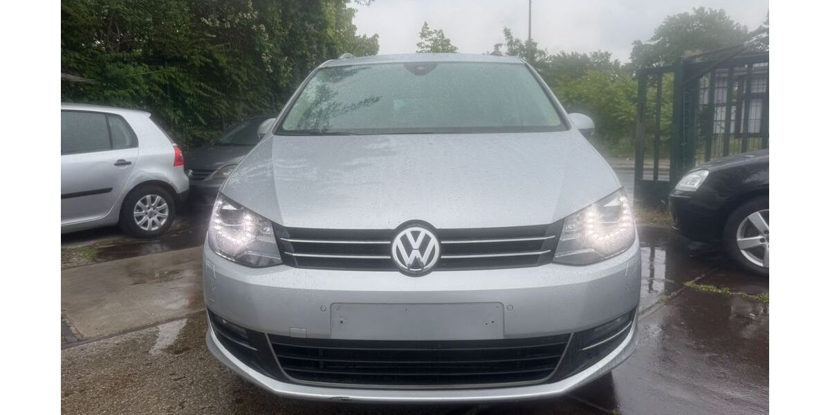 VW Sharan 161.237 km 12.500 &euro; berlin 10829