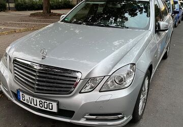 Mercedes-Benz 200 112.000 km 14.900 &euro; Berlin 12101