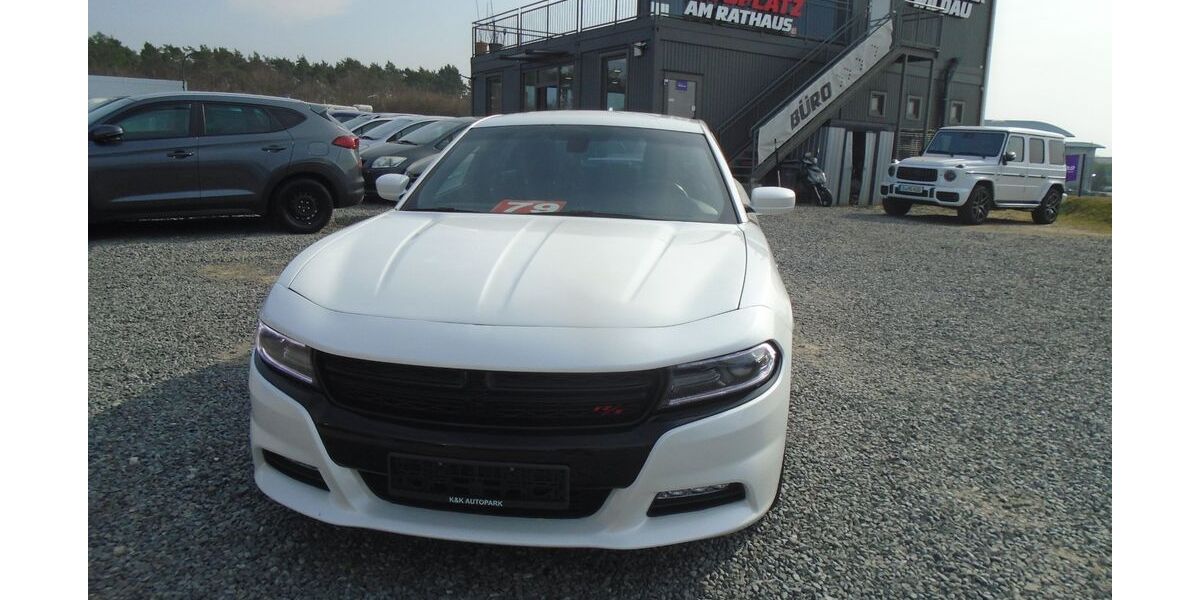 Dodge Charger 185.000 km 15.950 &euro; Wildau 15745
